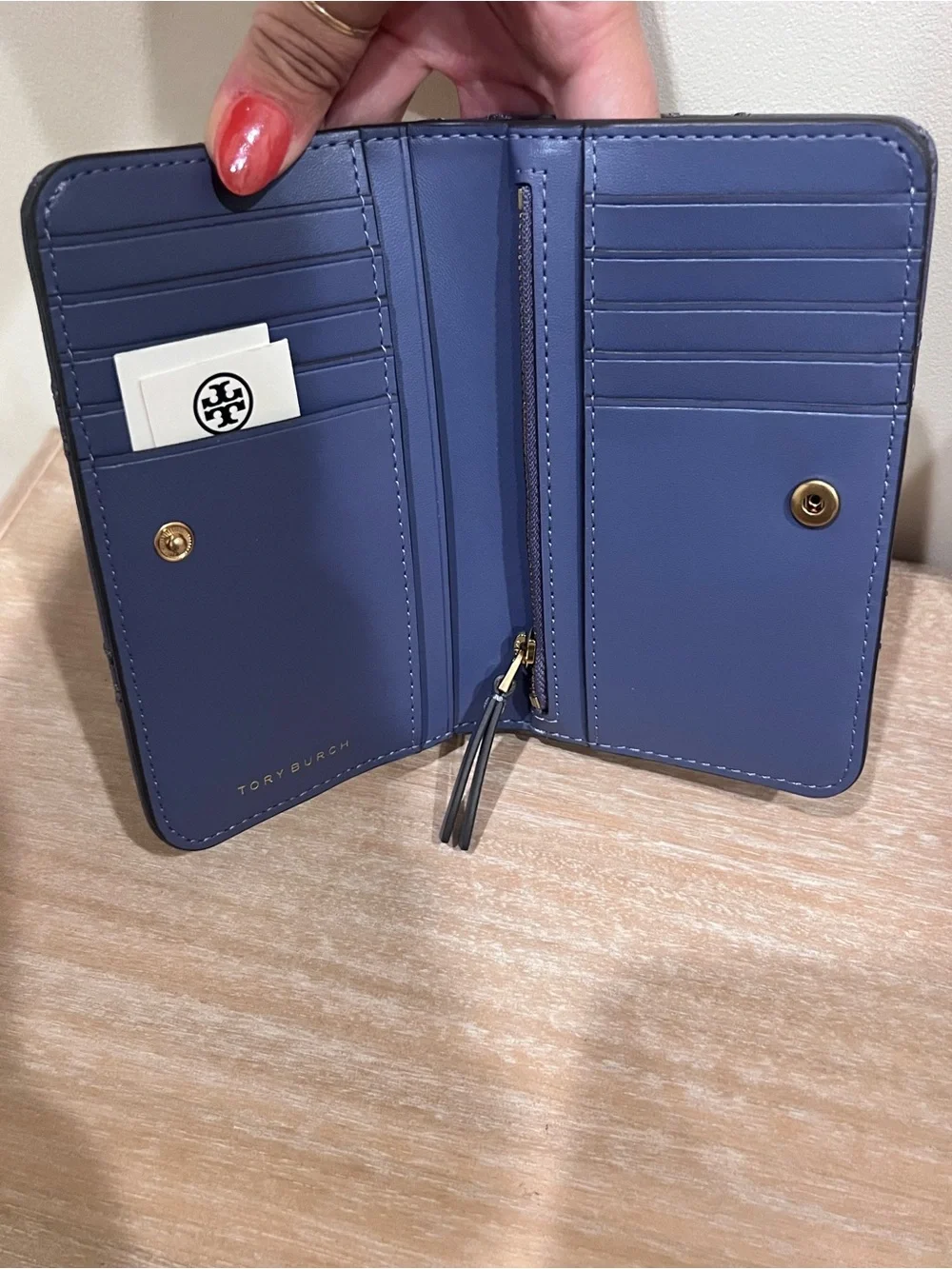 NWT Tory Burch Willa Medium Wallet Dark Lotus
